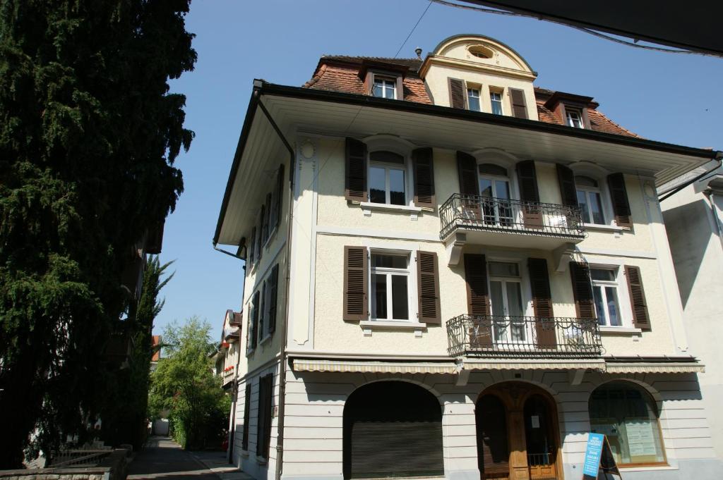 Swiss Holidays Apartment Rosenstrasse 10 อินเทอร์ลาเคน ภายนอก รูปภาพ
